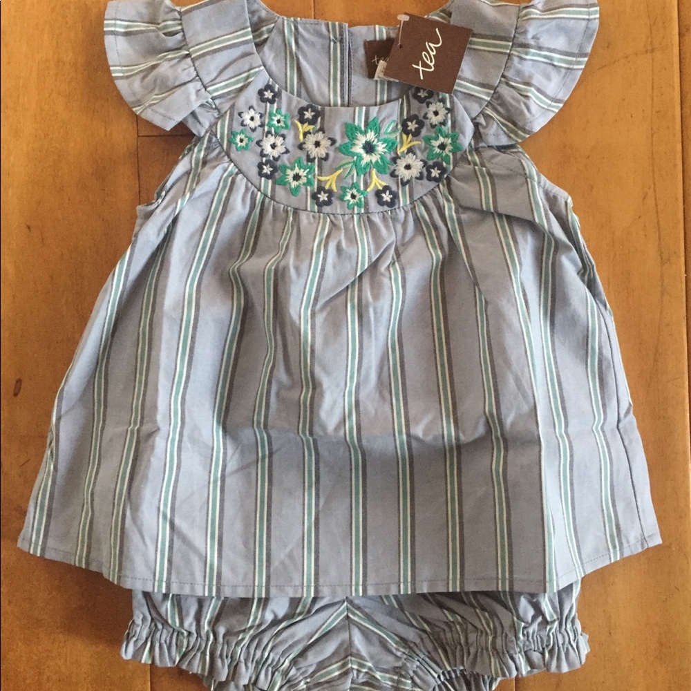 Tea collection NWT flutter top shorts set 3T